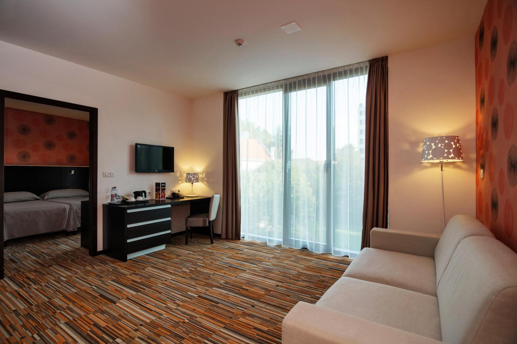 Art Hotel Szeged Eksteriør billede
