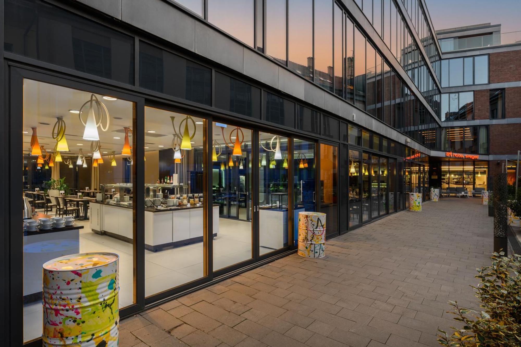 Art Hotel Szeged Eksteriør billede