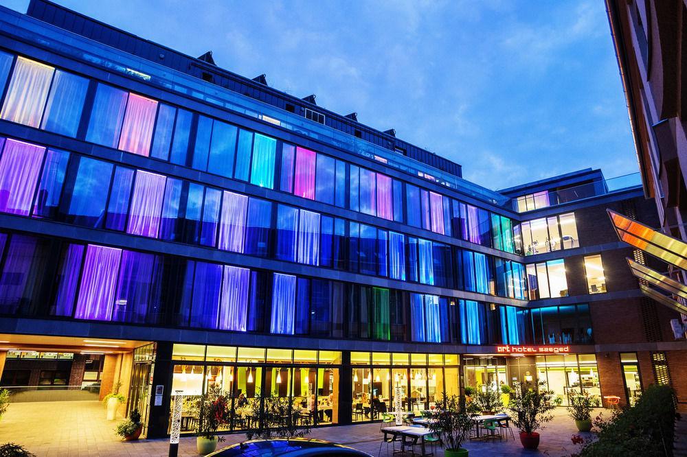 Art Hotel Szeged Eksteriør billede